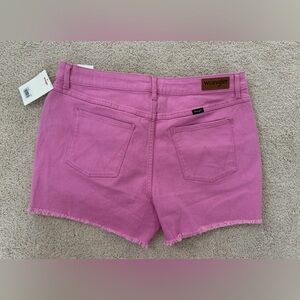 Pink wrangler cut off Jean shorts